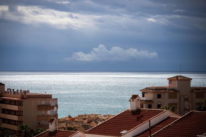 Image No.23-1 Bed Apartment for sale