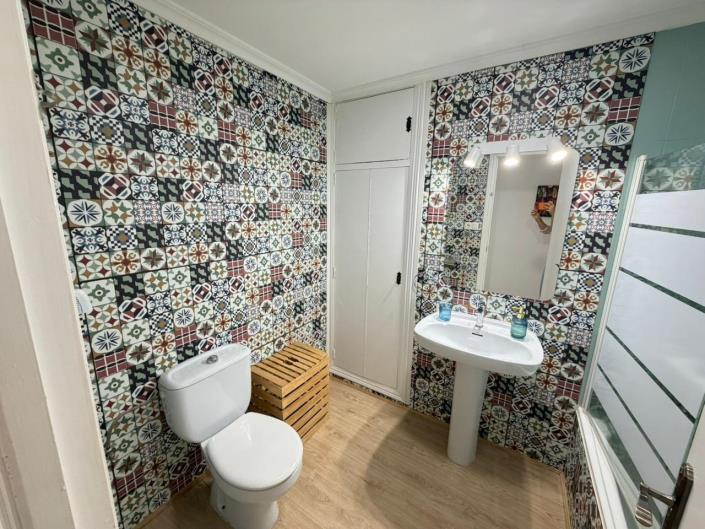 Image No.21-2 Bed Apartment for sale