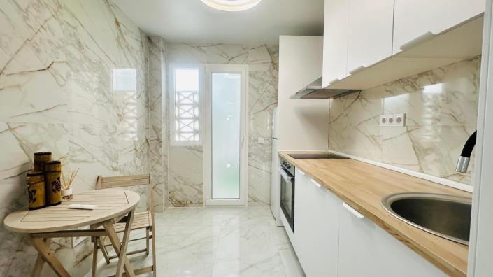 Image No.8-3 Bed Apartment for sale