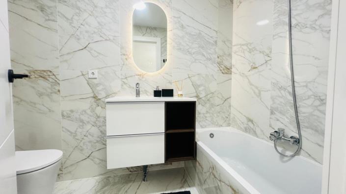 Image No.20-3 Bed Apartment for sale