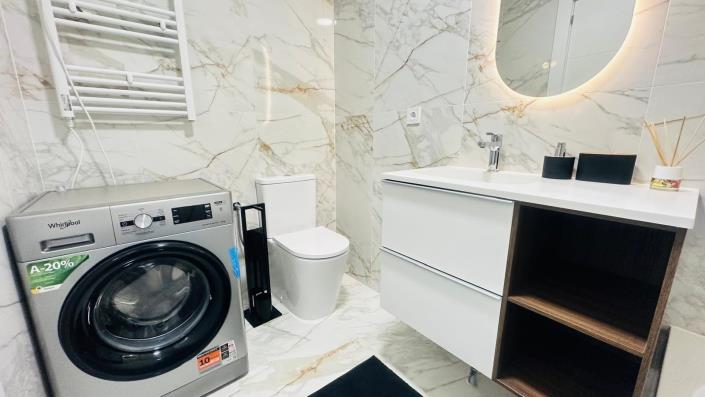 Image No.21-3 Bed Apartment for sale