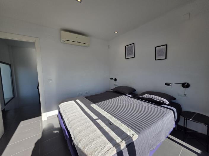 Image No.22-3 Bed Villa for sale