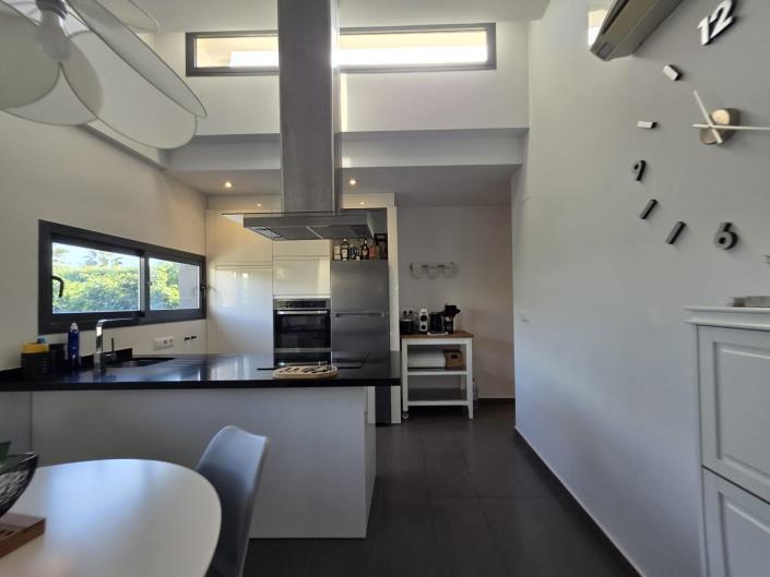 Image No.39-3 Bed Villa for sale