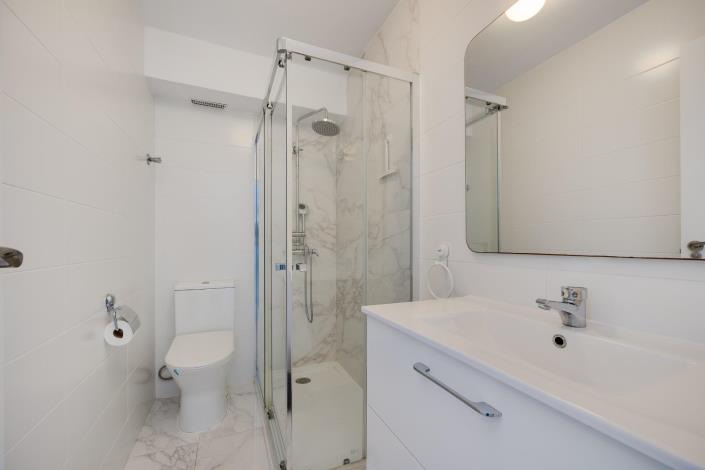 Image No.14-2 Bed Apartment for sale