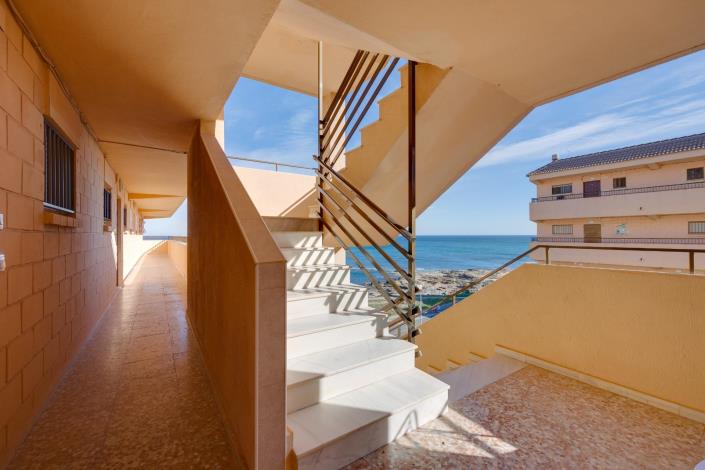 Image No.29-2 Bed Apartment for sale