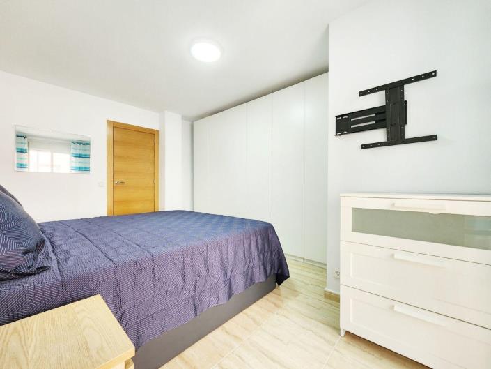 Image No.6-3 Bed Apartment for sale