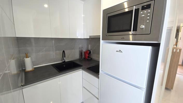 Image No.8-2 Bed Apartment for sale