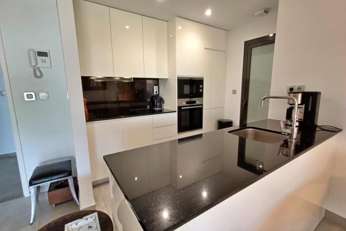 Image No.9-2 Bed Apartment for sale