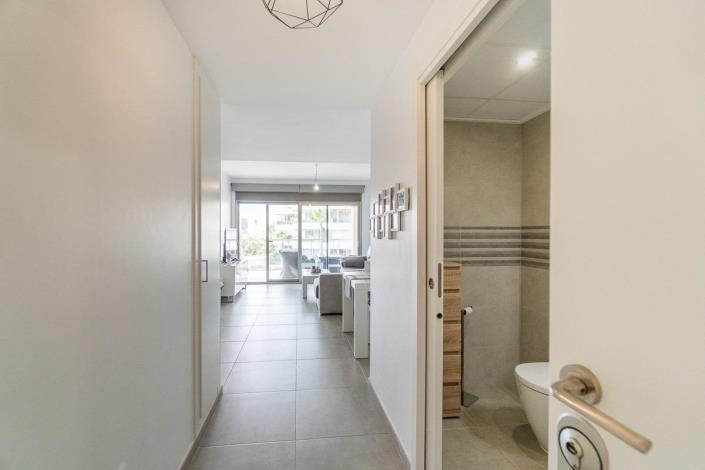 Image No.4-2 Bed Apartment for sale