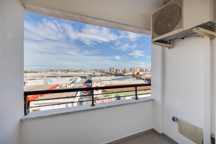 Image No.14-2 Bed Apartment for sale