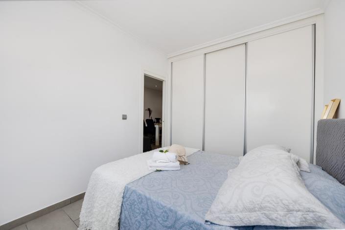 Image No.38-2 Bed Apartment for sale