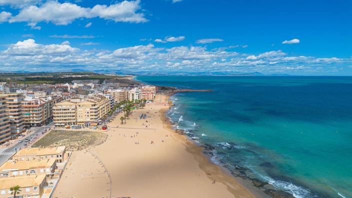 Image No.31-2 Bed Townhouse for sale