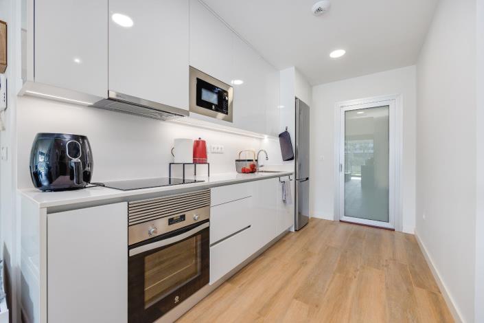 Image No.23-2 Bed Apartment for sale