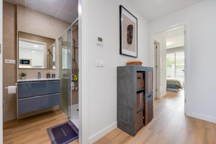 Image No.28-2 Bed Apartment for sale