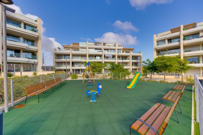 Image No.42-2 Bed Apartment for sale