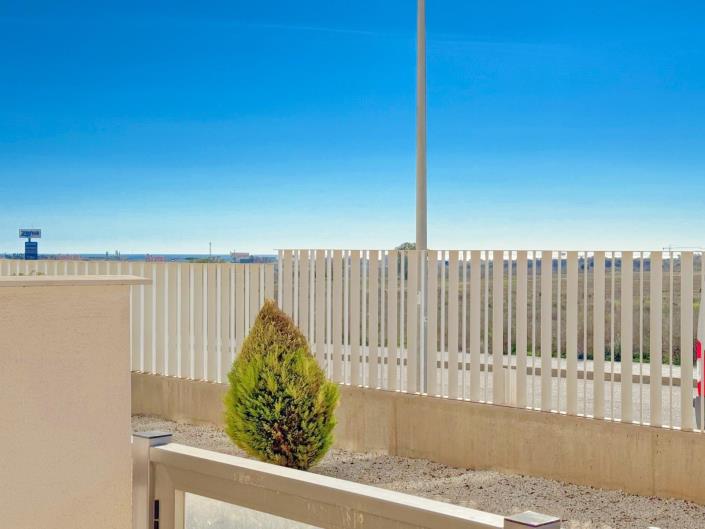 Image No.28-3 Bed Apartment for sale