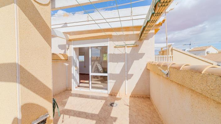 Image No.35-4 Bed Chalet for sale