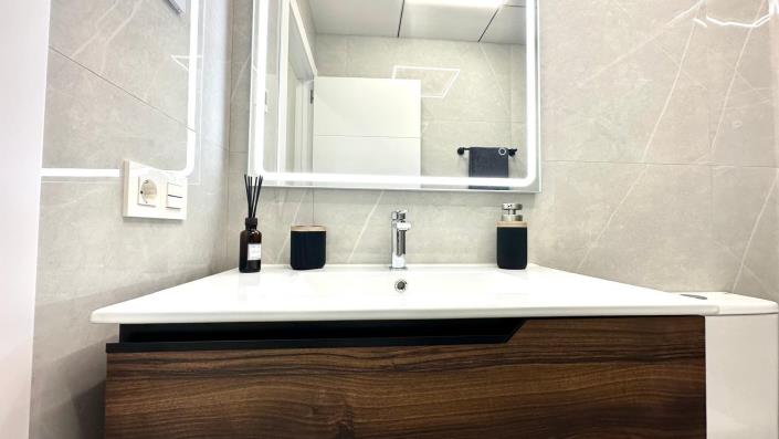 Image No.22-2 Bed Apartment for sale