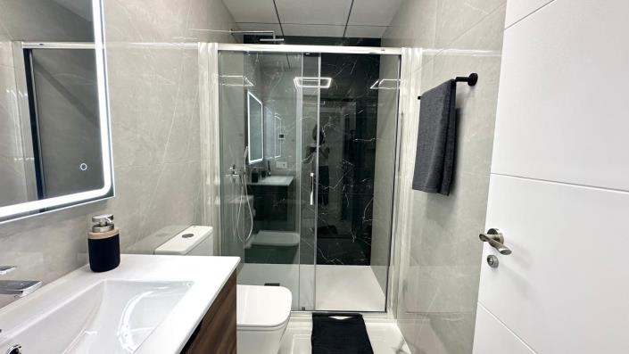 Image No.34-2 Bed Apartment for sale