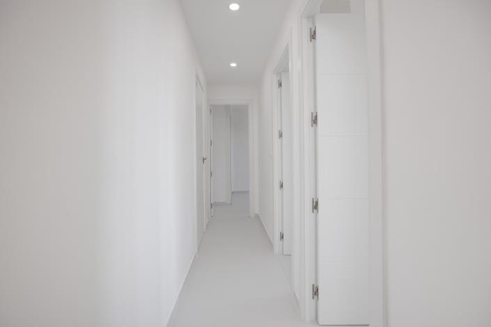 Image No.23-3 Bed Apartment for sale