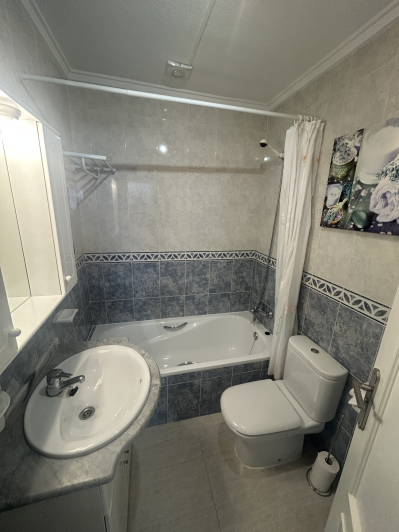 Image No.24-4 Bed House/Villa for sale