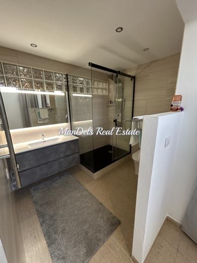 Image No.37-5 Bed Semi-Detached for sale