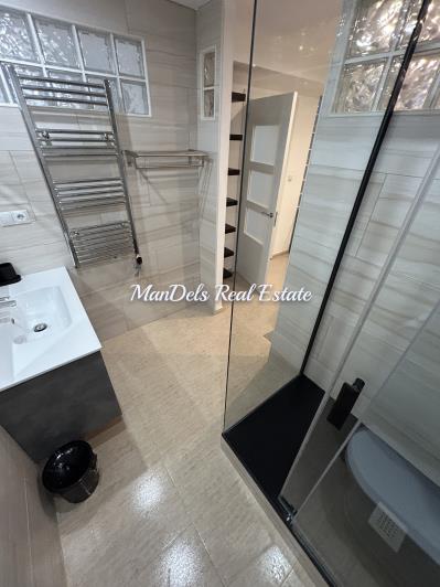 Image No.43-5 Bed Semi-Detached for sale