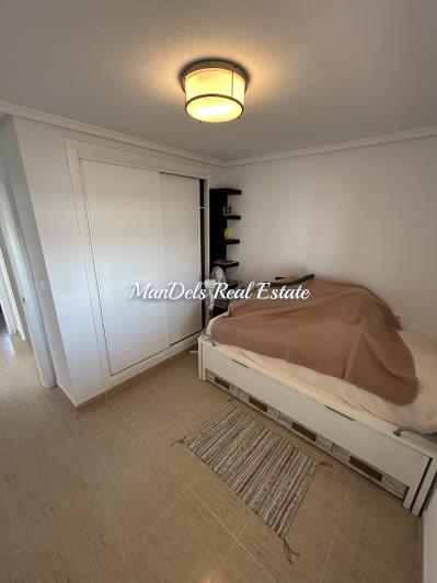 Image No.27-5 Bed Semi-Detached for sale