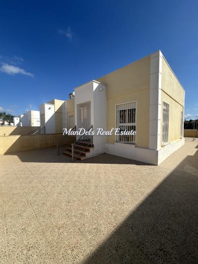 Image No.7-2 Bed Semi-Detached for sale