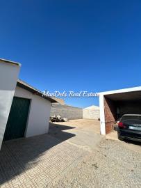 7be5fc18-8928-4d64-8592-ecaf3a635760