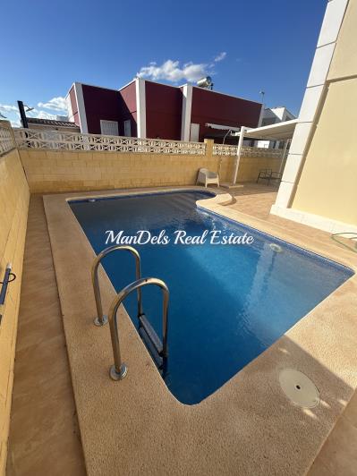 Image No.29-2 Bed Semi-Detached for sale