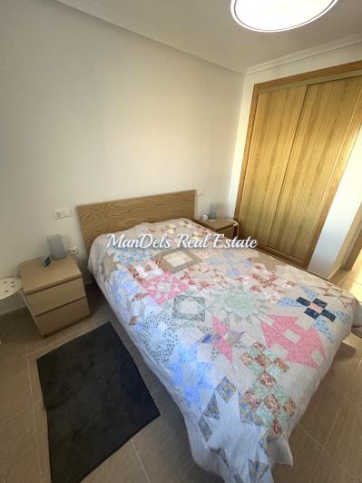 Image No.17-2 Bed Semi-Detached for sale