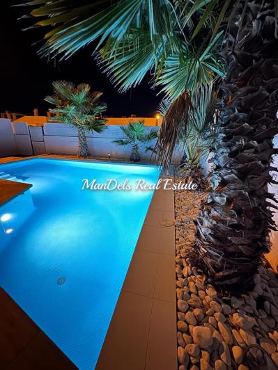 Image No.6-1 Bed Semi-Detached for sale