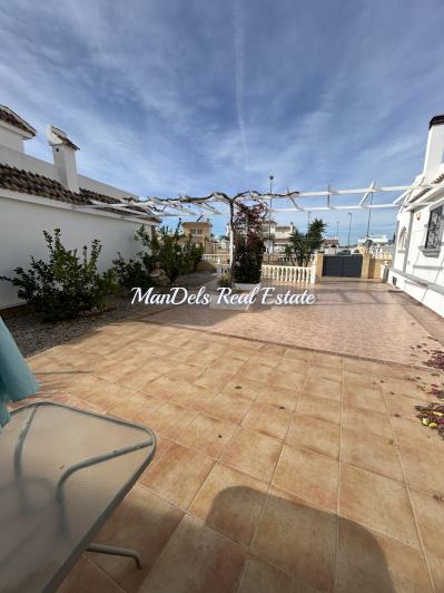 Image No.10-2 Bed Villa / Detached for sale