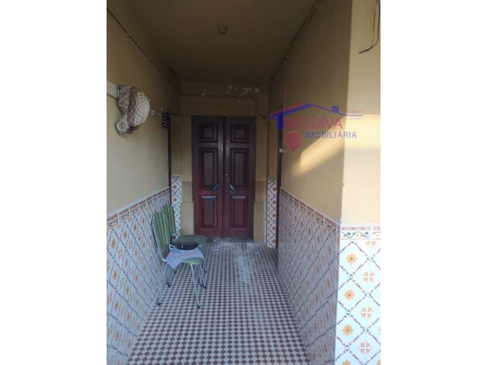 Image No.6-3 Bed House for sale
