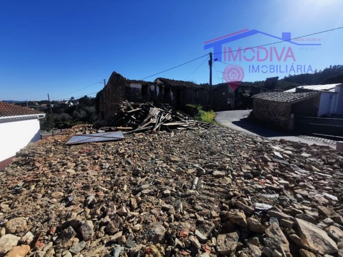 Image No.25-2 Bed House for sale