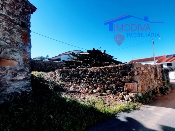 Image No.26-2 Bed House for sale