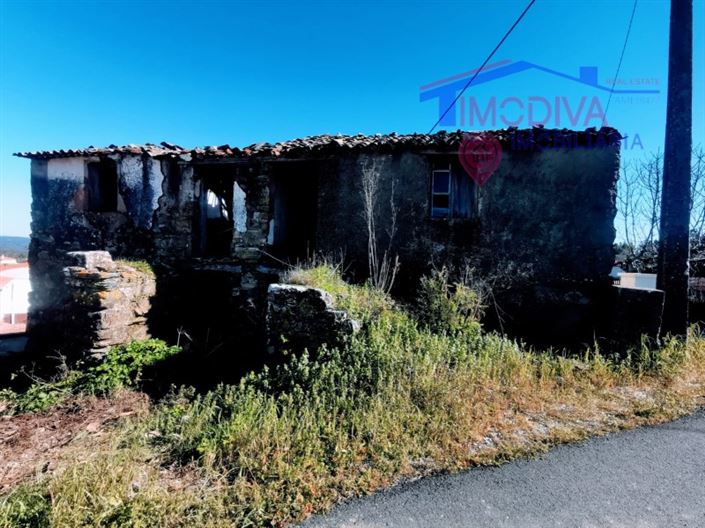 Image No.8-2 Bed House for sale