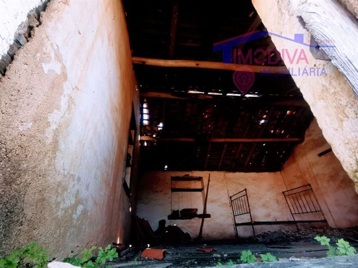 Image No.9-2 Bed House for sale