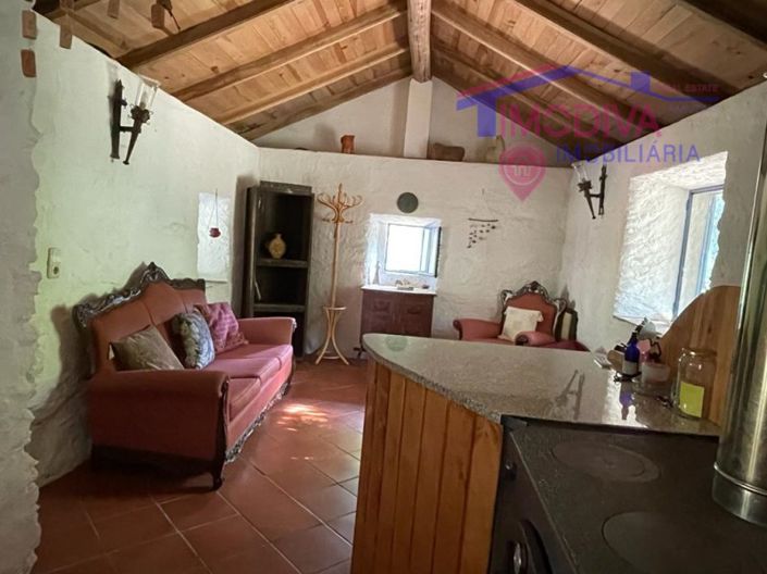 Image No.16-5 Bed Farmhouse for sale