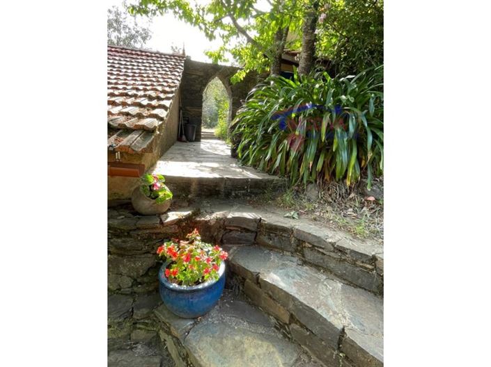 Image No.25-5 Bed Farmhouse for sale