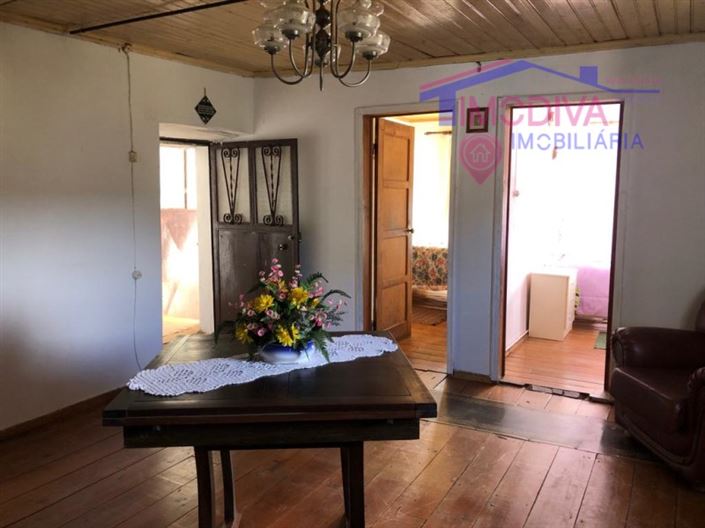 Image No.18-5 Bed House for sale