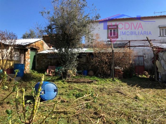 Image No.34-5 Bed House for sale