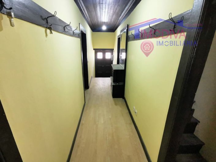 Image No.12-4 Bed House for sale