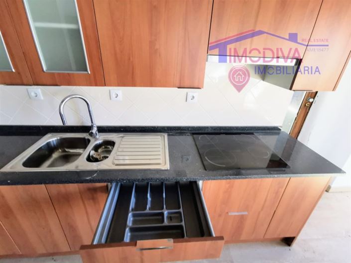 Image No.27-4 Bed House for sale