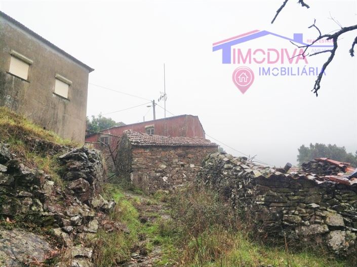 Image No.21-3 Bed House for sale