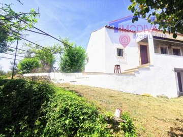 1 - Pedrógão Grande, Farmhouse