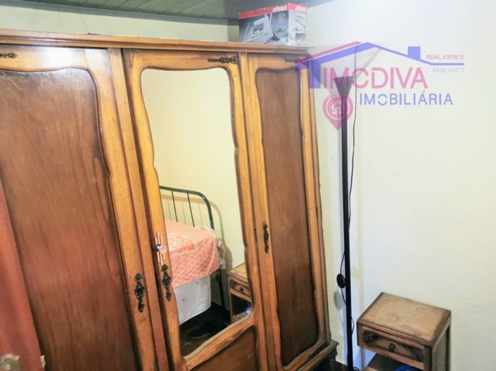 Image No.12-2 Bed House for sale