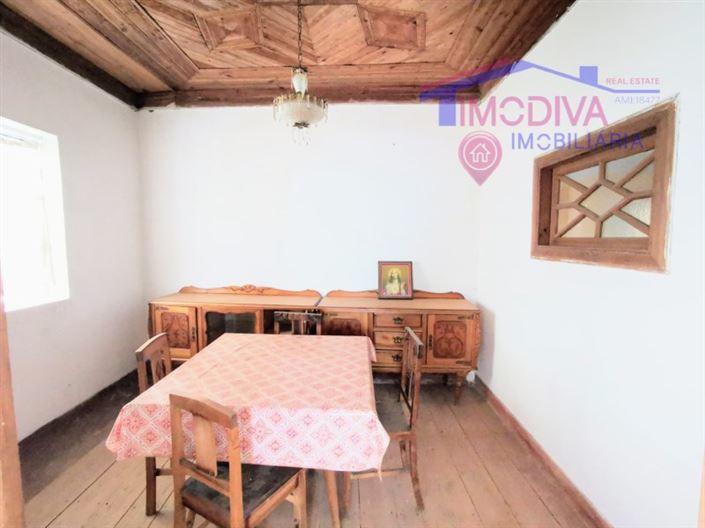 Image No.12-2 Bed House for sale