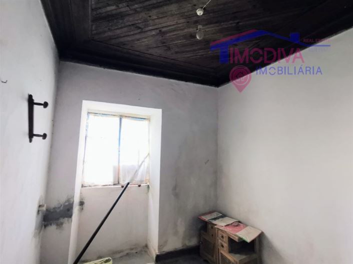 Image No.11-2 Bed House for sale